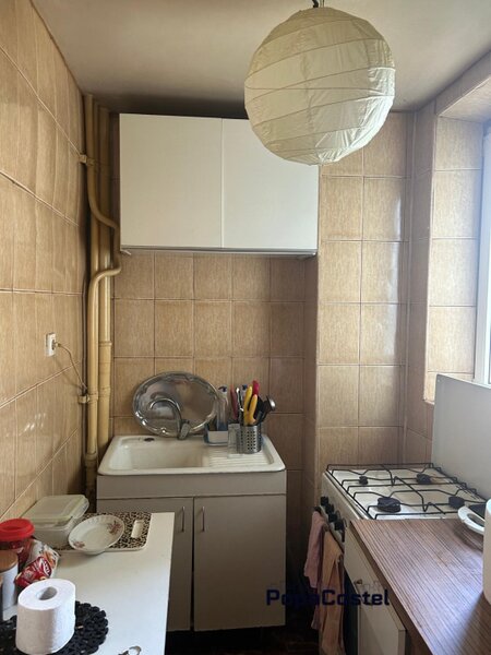 Dorobanti, Amman 2 camere decomandate etaj 5 din 7, bloc reabilitat termic